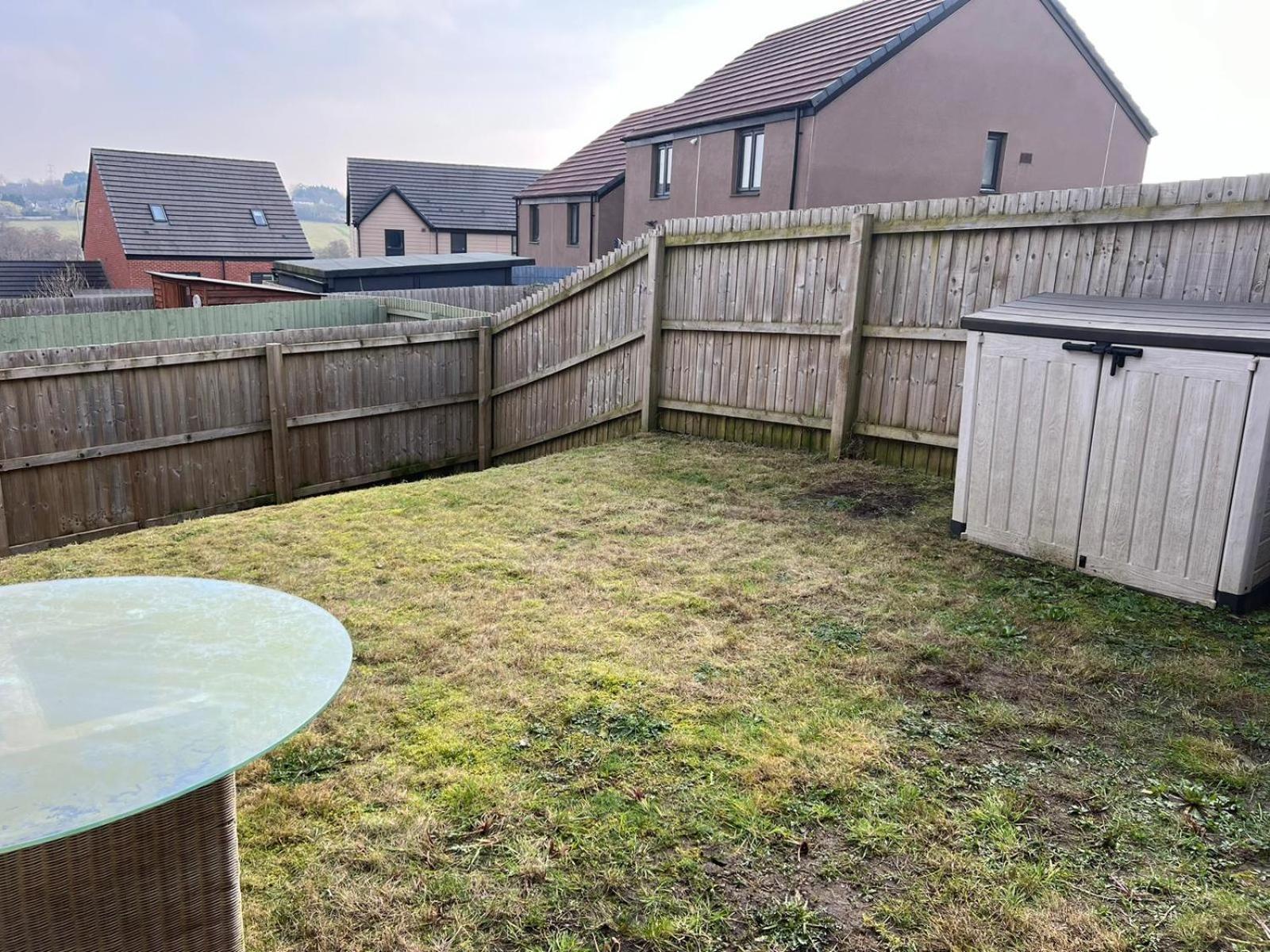 Village House St Mellons - Close To A48 And M4 Cardiff Exterior photo